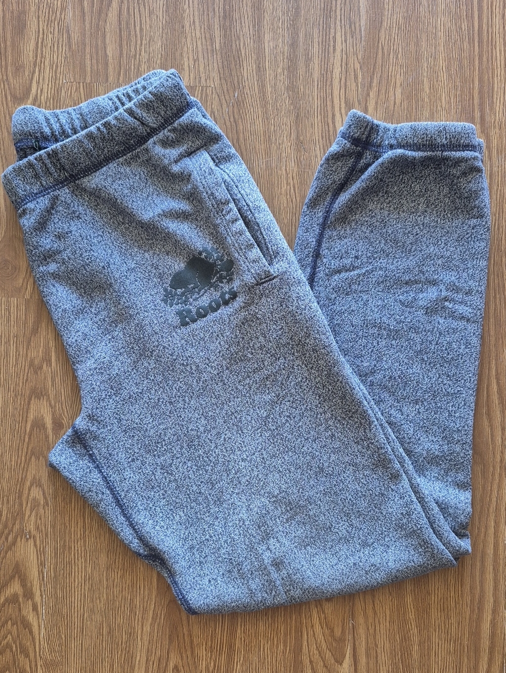Roots Gray Sweatpants - Size M